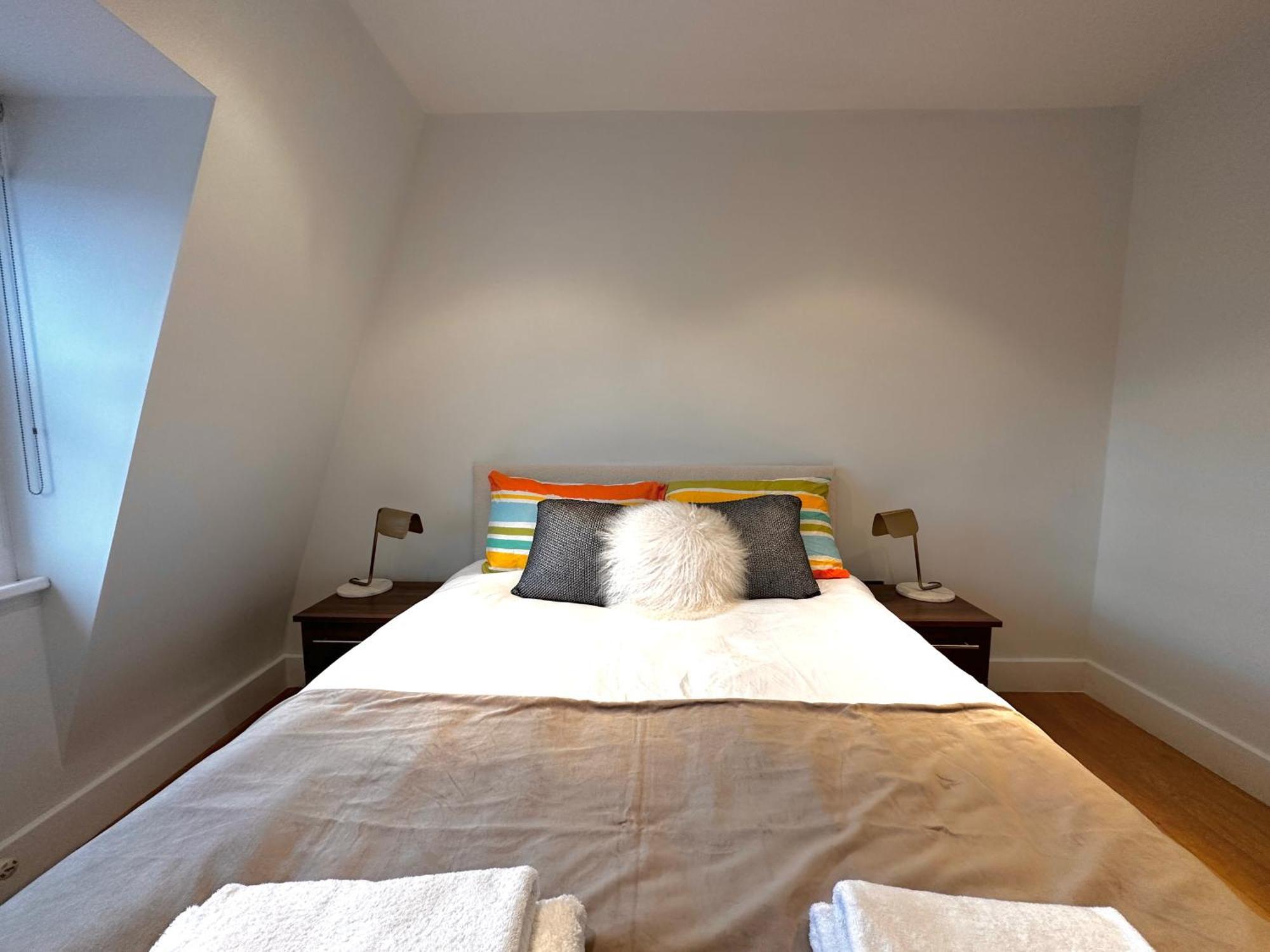 Renovu Premium Homes In Kensington Лондон Екстер'єр фото